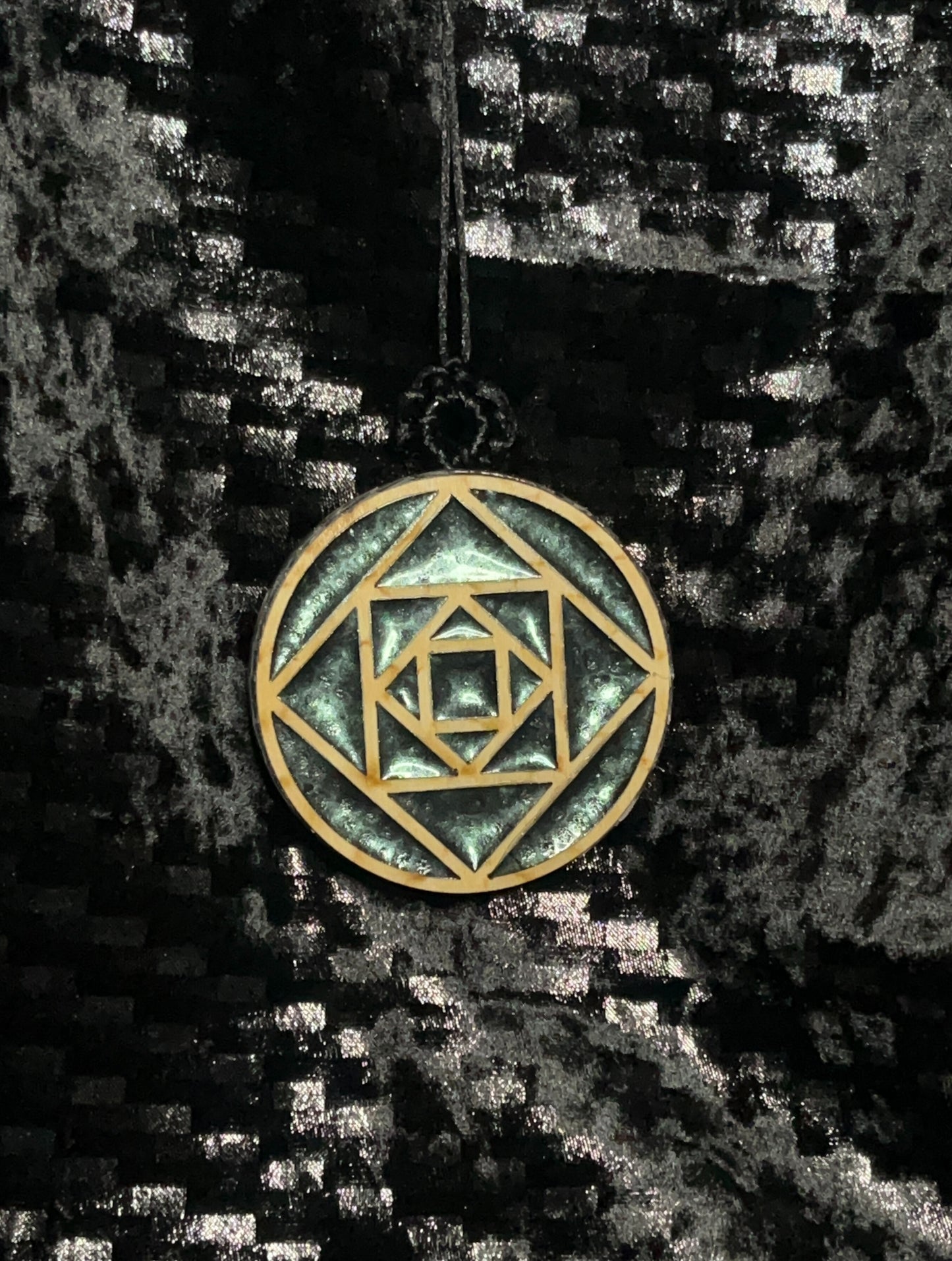 Freshies With Wooden Decoration